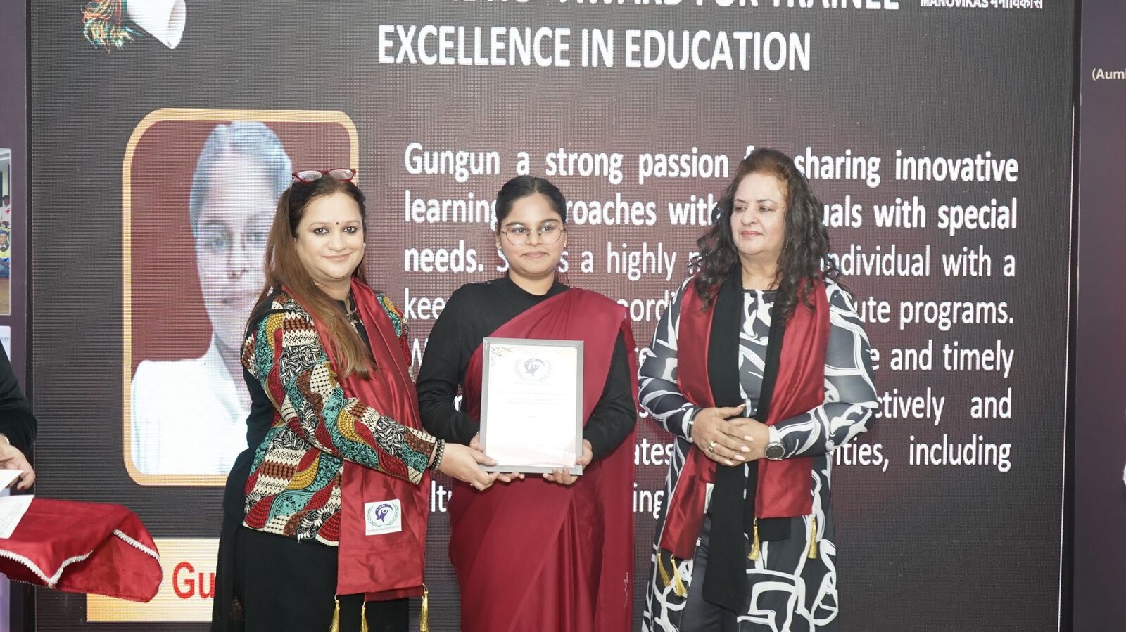 Gungun receiving the Deenbandhu Award 2025